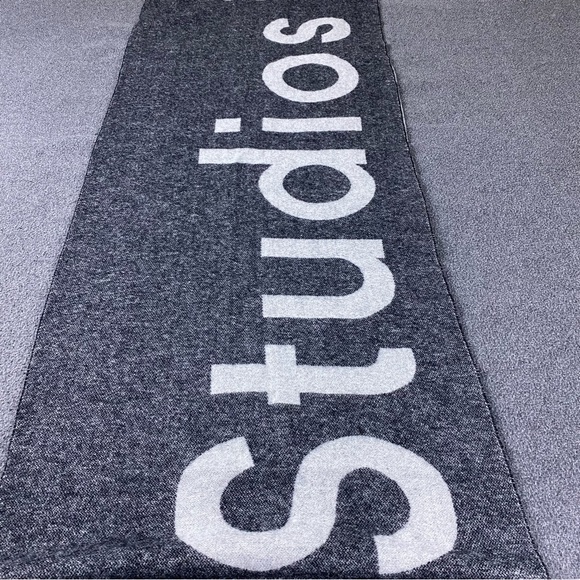 ACNE STUDIOS Gray Jacquard Scarf Rectangular - Picture 5 of 13